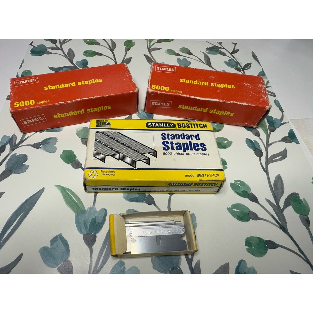 Vintage Staples & Razor Blades Lot Stanley Bostitch Made in USA Staples Brand
